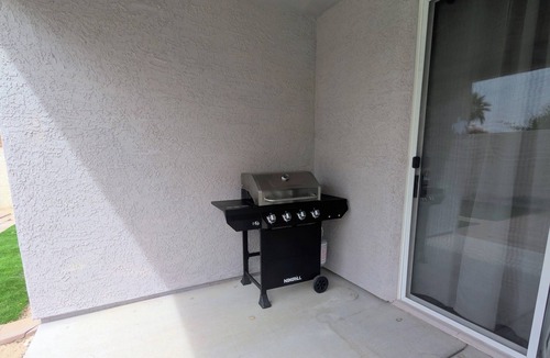 Fort Mohave House | Spacious 3bd/2ba river getaway with RV/Boat parking