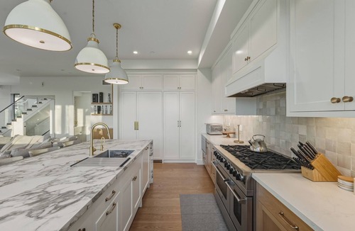 Hermosa Beach House | Spacious 4-bedroom modern house in beautiful Hermosa Beach!
