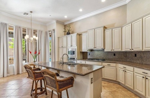 Anthem House | Spacious 4-bedroom home with a resort style backyard in Anthem Country Club!