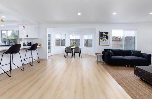Ontario House | Spacious 4-bedroom house in nice Ontario with Large Yard