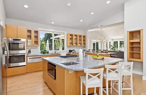 Occidental House | Spacious 4BR country retreat nestled in redwoods and apple orchard
