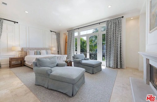 Marina Peninsula House | Spacious 5-bedroom house in Marina del Rey WALKING DISTANCE to the beach