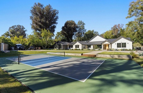 Covenant House | Spacious 5-bedroom estate in amazing Del Mar