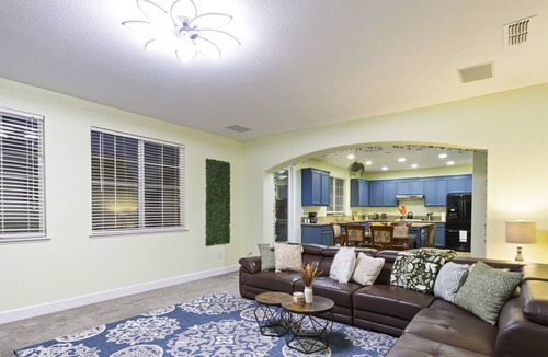 Antioch House | SPACIOUS 5BD HAVEN—POOL TABLE, BBQ, MOVIE THEATRE, FIRE PIT, GAMES+