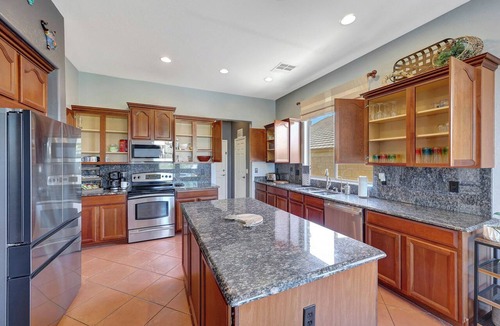 Estrella Mountain Ranch House | "Spacious 5BR Estrella Home, Pool Table, Heated Pool & Spa/Family & Groups"