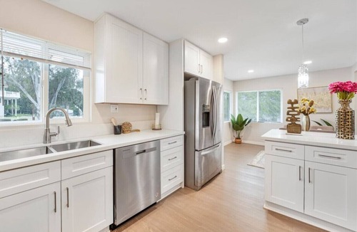 Crest House | Spacious 5BR Retreat-Sleeps 10+