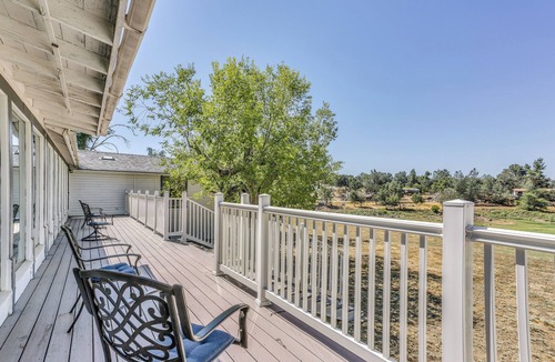 Yosemite Lakes House | Spacious Coarsegold Getaway ~ 34 Mi to Yosemite!