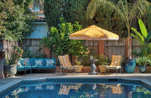 Mid City House | Spacious estate in gated area, tons of amenities, convenient mid city location.