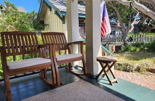 Pacific Grove House | Spacious family home, half a block from Berwick Park and the Monterey Bay!