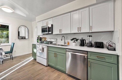 La Mesa House | Spacious King Bed Ranch Style, Prime Area, 4BR/2BTH