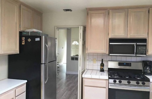 Mar Vista House | Spacious Mar Vista/Silicon Beach Home 4 + 2 - Sleeps 9!