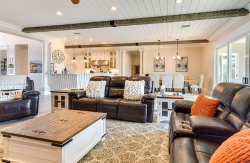 San Tan Valley House | Spacious Queen Creek Home w/ Hot Tub & Pool!