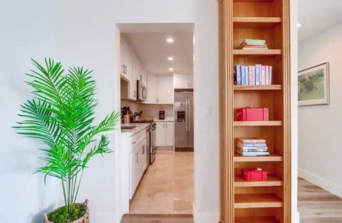 Sunset Cliffs House | Spectacular Ocean View! 2 bdrms/2 baths, EV Charger