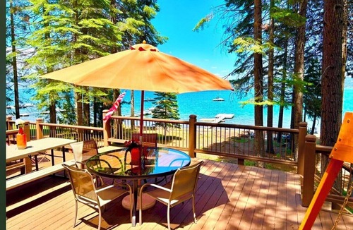 Lake Almanor West House | Spooner in Lake Almanor West, CA