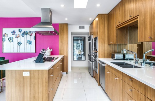 Indian Canyon House | Sprawling Mid-Century Modern Home! Casita! Bar Room! Pool!
