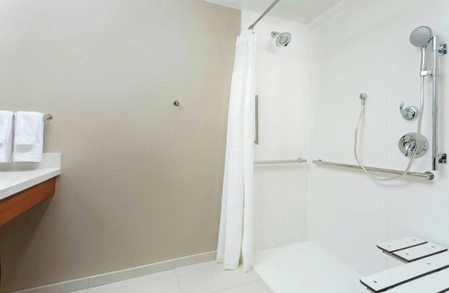 Mission Valley East Hotel | Springhill Suites San Diego Mission Valley
