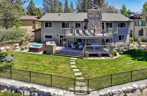 Tahoe Keys House | Stay Classy Tahoe- 5 Bed Tahoe Keys Home w Hot Tub