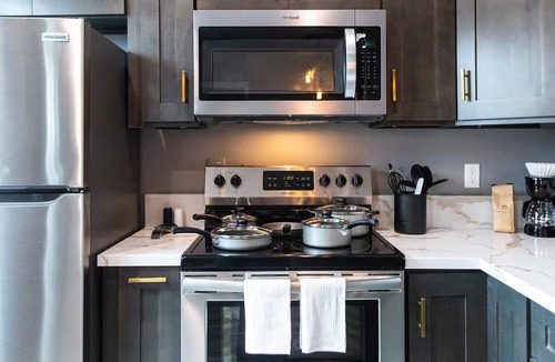 University Heights Apartment | Stay in University Heights Shops, Dining, Park