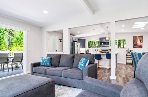 Hacienda House | Steps to Russian River~Near Guerneville~Hot Tub, Game Yard & Cosmo Retreat