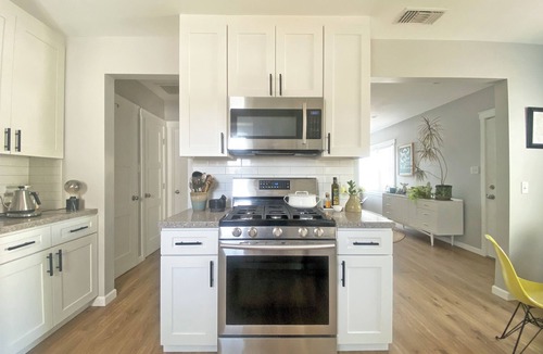 Inglewood House | Steps to SoFi Stadium, Kia Forum and YouTube Theater w/Free Parking!