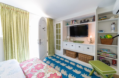 Mission Beach Cottage | Steps to the ocean & bay, this luxurious home w/ AC is better than a fine hotel!