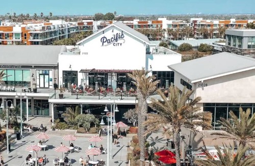 Huntington Beach Apartment | Steps to the Sand Studio All Amenity Huntington Beach