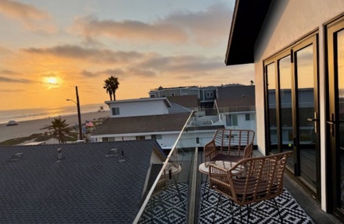 Sunset Beach House | Steps to the Sand, Your Sunset Beach House, Pet Friendly