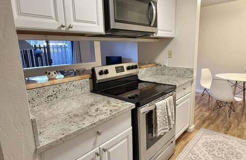 Reno/Tahoe Airport Condo | Steps to Virginia Lake Modern Condo near Midtown