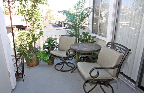 Dana Point Condo | Strand Beach Upper Level Condo steps to Strand Beach