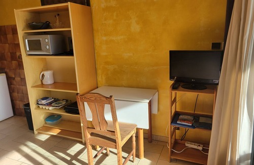 Calvi Apartment | Studio 22M2 sea and mountain view 2nd floor Parking. 700M beach and town center