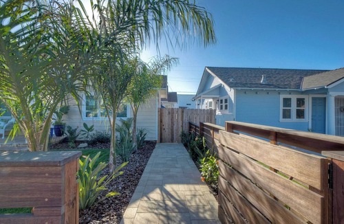 Townsite Condo | Studio condo with AC in charming Oceanside