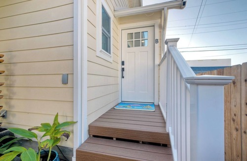 Townsite Condo | Studio condo with AC in charming Oceanside