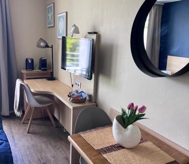 La Plage Apartment | Studio David Plage avec piscine et parking