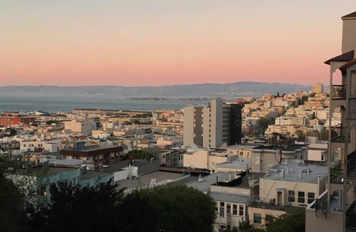 Russian Hill Apartment | Stunning Bay View - 2bdr/1ba Apartment - RussianHill/North Beach-Modern