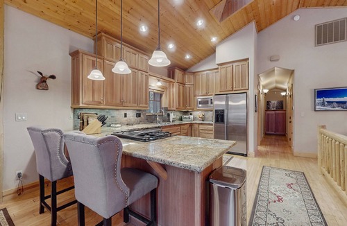 Sierra Tract House | Stunning Large Custom Family Home w/Fireplace, Yard, Spa, Views, EV Car Charger