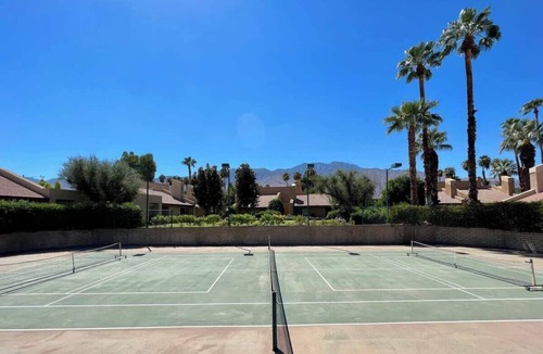Araby Condo | Stylish 2BR+Office, Big Pool, Pickleball and more
