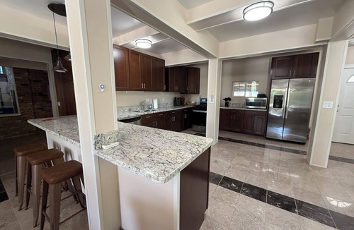 Williams House | Stylish 60s home with INDOOR POOL on 2 acres