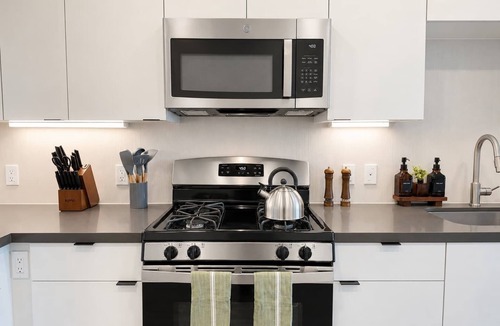 Lyon Street Apartment | Stylish Apartment Near Disneyland w/Pool & Gym