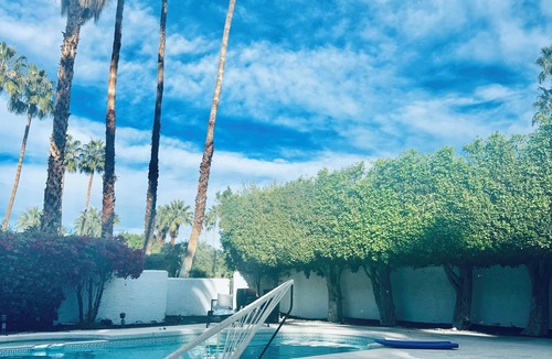 Indian Canyon House | Stylish Chic Escape, Private Pool & Golf Course Residence. Fun & Fabulousity