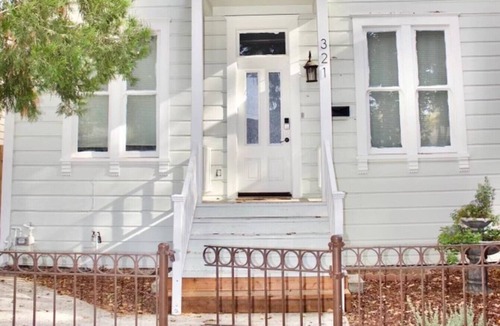 Downtown Sacramento House | Stylish downtown 3 bedroom 2bath