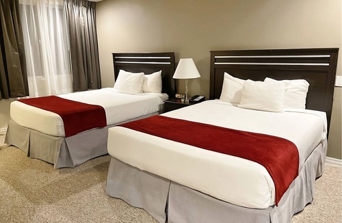 Torrance Hotel | Stylish Executive Double Suite near Torrance and Coastal Destinations