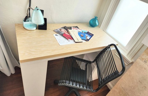 Normal Heights Apartment | Stylish Gold Suite & America's top Ice Cream Nearby Walkers' Paradise Adams Ave