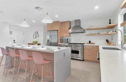 Araby House | Stylish MCM|Great value, incredible property !Pool
