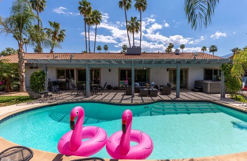 Sonora Sunrise House | Stylish Palm Springs Home with Pool & Sauna