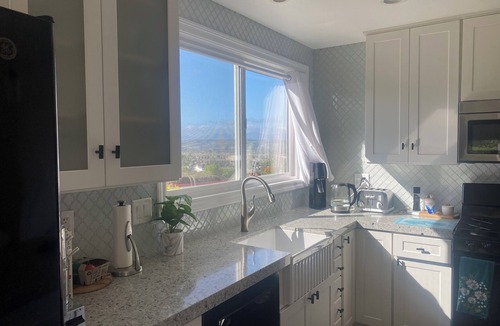 Ivey Ranch - Rancho Del Oro House | Stylish Quiet 2-bedroom house in lovely Oceanside 55+ senior community