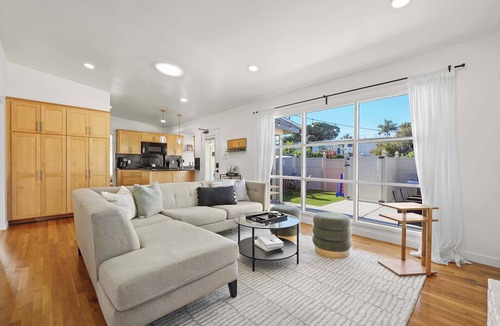 Morena House | Stylish Retreat Near Mission Bay with Games & Firepit
