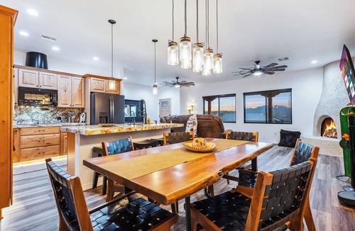 Sunridge Estates House | Stylish Santa Fe Escape New Home by Lake, River & Casinos!