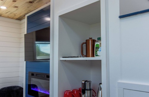 Cornville House | Stylish Tiny Home Loft Hot Tub Valley Views Near Sedona
