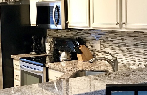 Quail Hill Condo | SUMMER SPECIALS: Over the Moon in this comfy Moon Valley Condo ! Pool & Spa