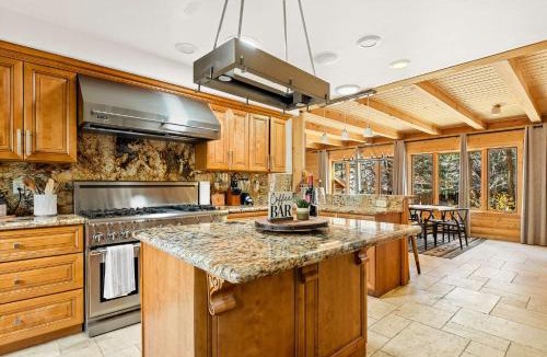 Summit Estates House | Summit Pine Lodge - 2 Minutes to Snow Summit